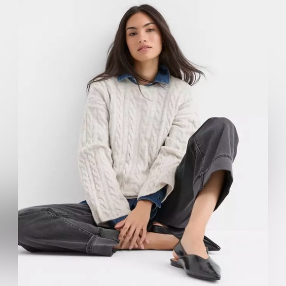 LOFT Sweaters - LOFT Heathered Wide Sleeve Cable Sweater in Silver Sand Heather Size XL NWT